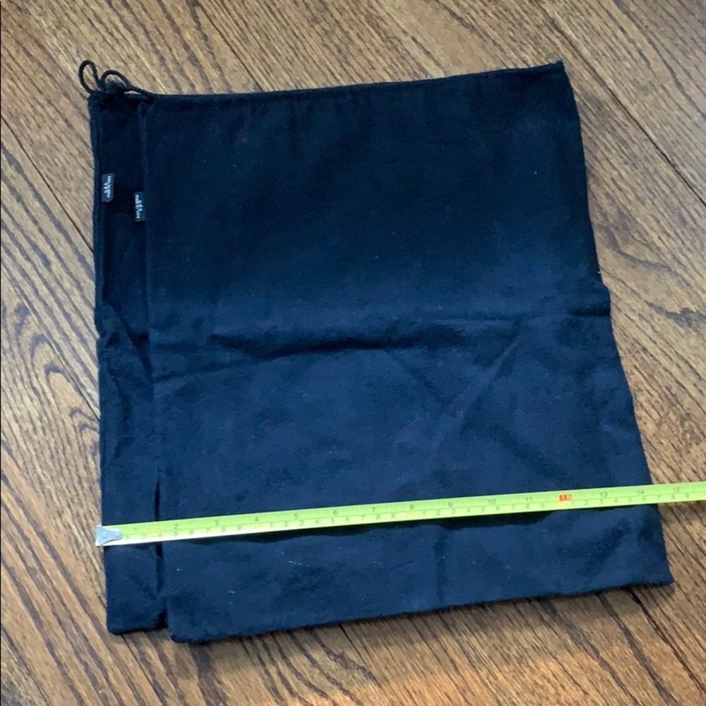 N.d.c. Pair of dust bags